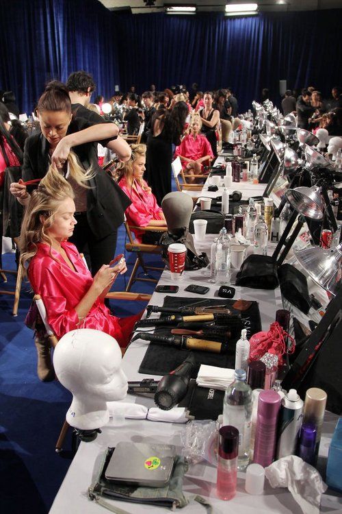 Behind the Scenes - Fabulous Fashion Group Shoot